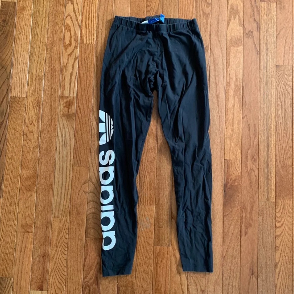 Adidas logo leggings size Medium